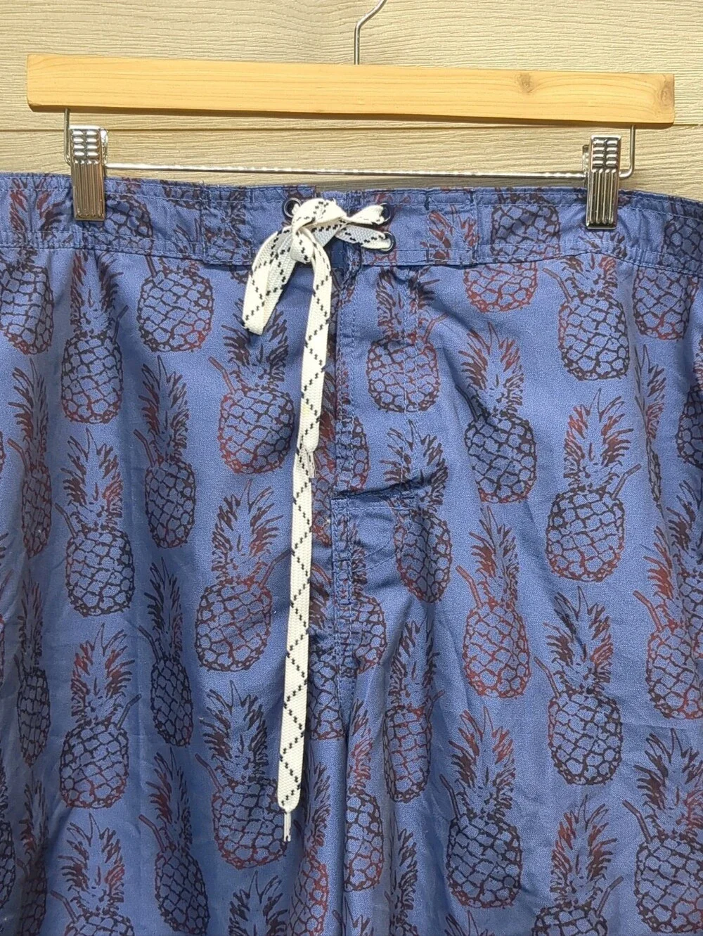 New Merona Blue Pineapple Swim Trunks Mens Size XL